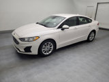Used 2019 Ford Fusion SE image 2