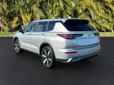 New 2025 Mitsubishi Outlander SE image 3
