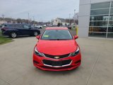Used 2018 Chevrolet Cruze LT w/ Sun And Sound Package image 2
