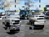 Used 2013 Chevrolet Suburban LTZ image 2