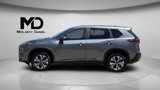Used 2023 Nissan Rogue SV image 3