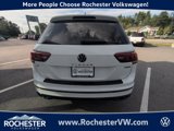 Used 2022 Volkswagen Tiguan SE R-Line image 5