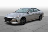 Used 2021 Hyundai Elantra SEL image 2