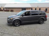 Used 2018 Dodge Grand Caravan SE image 4