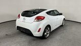 Used 2013 Hyundai Veloster image 3