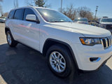 Used 2019 Jeep Grand Cherokee Laredo image 4