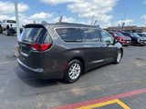 Used 2020 Chrysler Voyager Lxi image 3