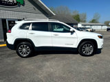 Used 2019 Jeep Cherokee Latitude Plus w/ Cold Weather Group image 2