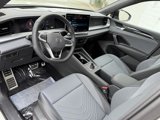 New 2025 Volkswagen Tiguan SE R-Line image 2