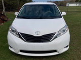 Used 2012 Toyota Sienna LE image 2