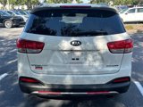 Used 2017 Kia Sorento EX image 4