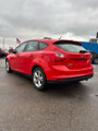 Used 2014 Ford Focus SE w/ SE Winter Package image 4