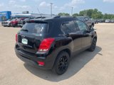 Used 2022 Chevrolet Trax LT w/ Premium Seat Package image 3