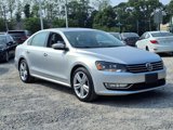 Used 2015 Volkswagen Passat 1.8T SE image 3