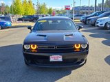 Used 2016 Dodge Challenger SXT image 2