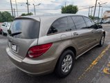 Used 2006 Mercedes-Benz R 350 4MATIC image 3
