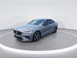 Used 2022 Volvo S60 B5 R-Design image 4