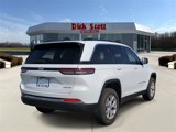 Certified 2022 Jeep Grand Cherokee Limited w/ Trailer Tow Prep Group (B) image 4