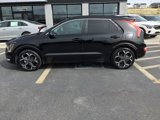 Used 2023 Kia Niro EX Touring image 4