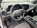 New 2025 Chevrolet Equinox LT image 2