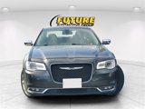 Used 2018 Chrysler 300 Limited image 2