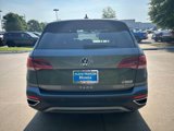 Used 2023 Volkswagen Taos SE image 4