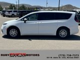 Used 2023 Chrysler Pacifica Touring image 4