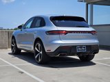 Certified 2024 Porsche Macan image 3