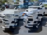 Used 2016 Ford Escape SE w/ Equipment Group 201A image 3