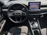 New 2025 Jeep Compass Limited image 4