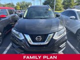 Certified 2018 Nissan Rogue SV w/ Premium Package image 3