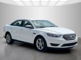Used 2018 Ford Taurus SEL image 3