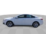 Certified 2016 Buick Regal image 5
