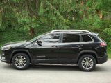 Used 2019 Jeep Cherokee Latitude Plus w/ Comfort/Convenience Group image 6