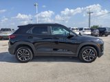 Used 2024 Chevrolet TrailBlazer LT image 2