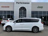 Used 2024 Chrysler Pacifica Pinnacle image 6