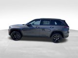New 2025 Jeep Grand Cherokee Limited w/ Black Appearance Package image 6