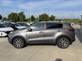 Used 2017 Kia Sportage EX image 3