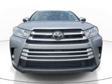 Used 2018 Toyota Highlander XLE image 2