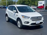 Used 2019 Ford Escape SE image 2