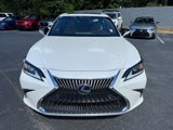 Used 2019 Lexus ES 300h image 3