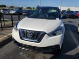 Used 2020 Nissan Kicks SV image 2
