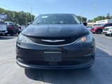 Used 2021 Chrysler Voyager LX image 3