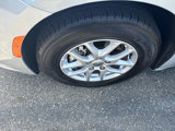 Used 2023 Chrysler Pacifica Touring-L image 4