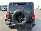 Used 2012 Jeep Wrangler Unlimited Rubicon image 6