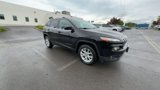 Used 2017 Jeep Cherokee Latitude w/ Cold Weather Group image 2