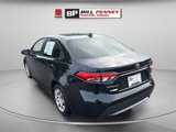 Used 2022 Toyota Corolla LE image 3