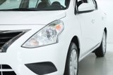 Used 2017 Nissan Versa SV image 4