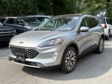 Used 2022 Ford Escape Titanium image 3