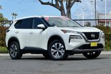 Used 2021 Nissan Rogue SV image 2